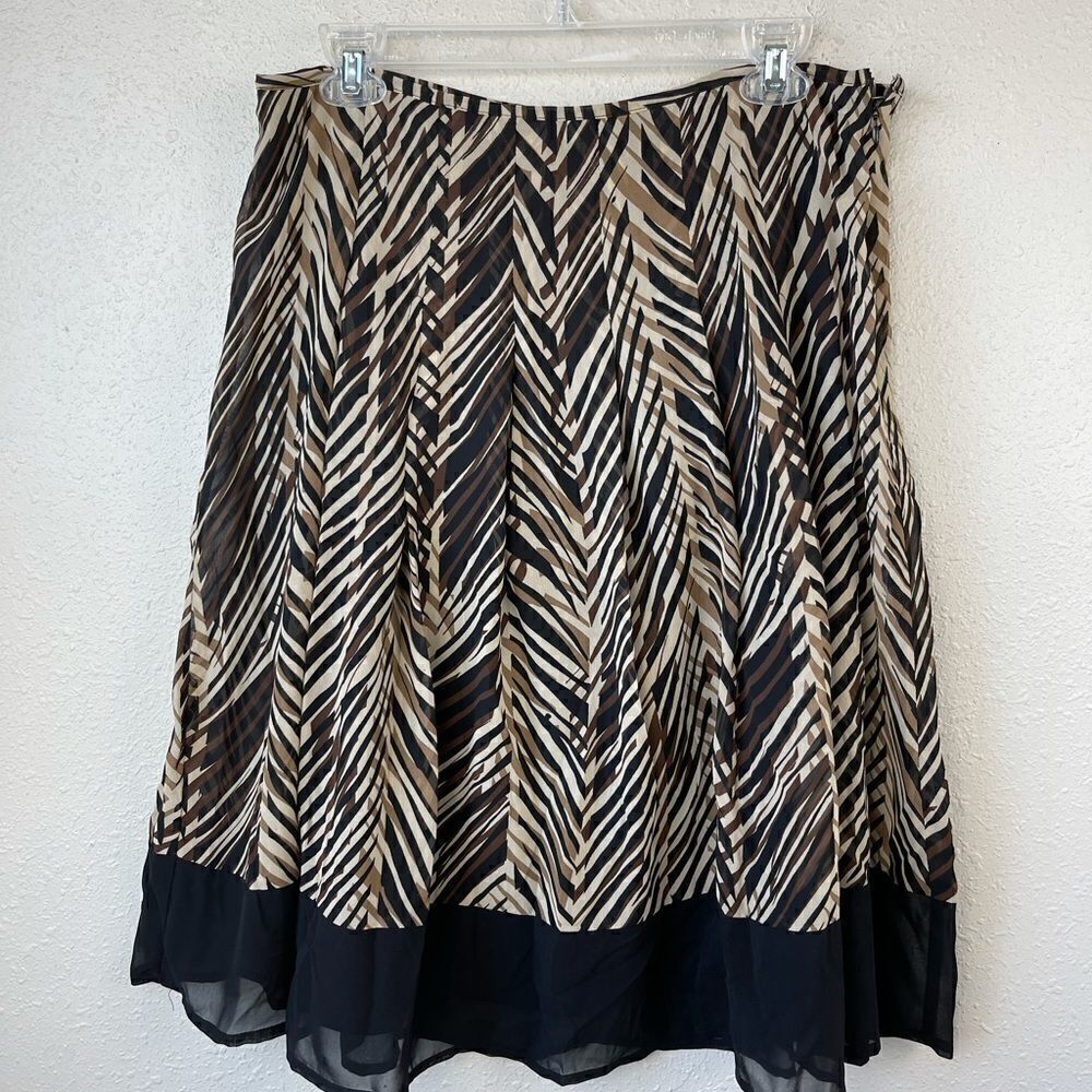 NWT AGB Women’s Skirt Size 8